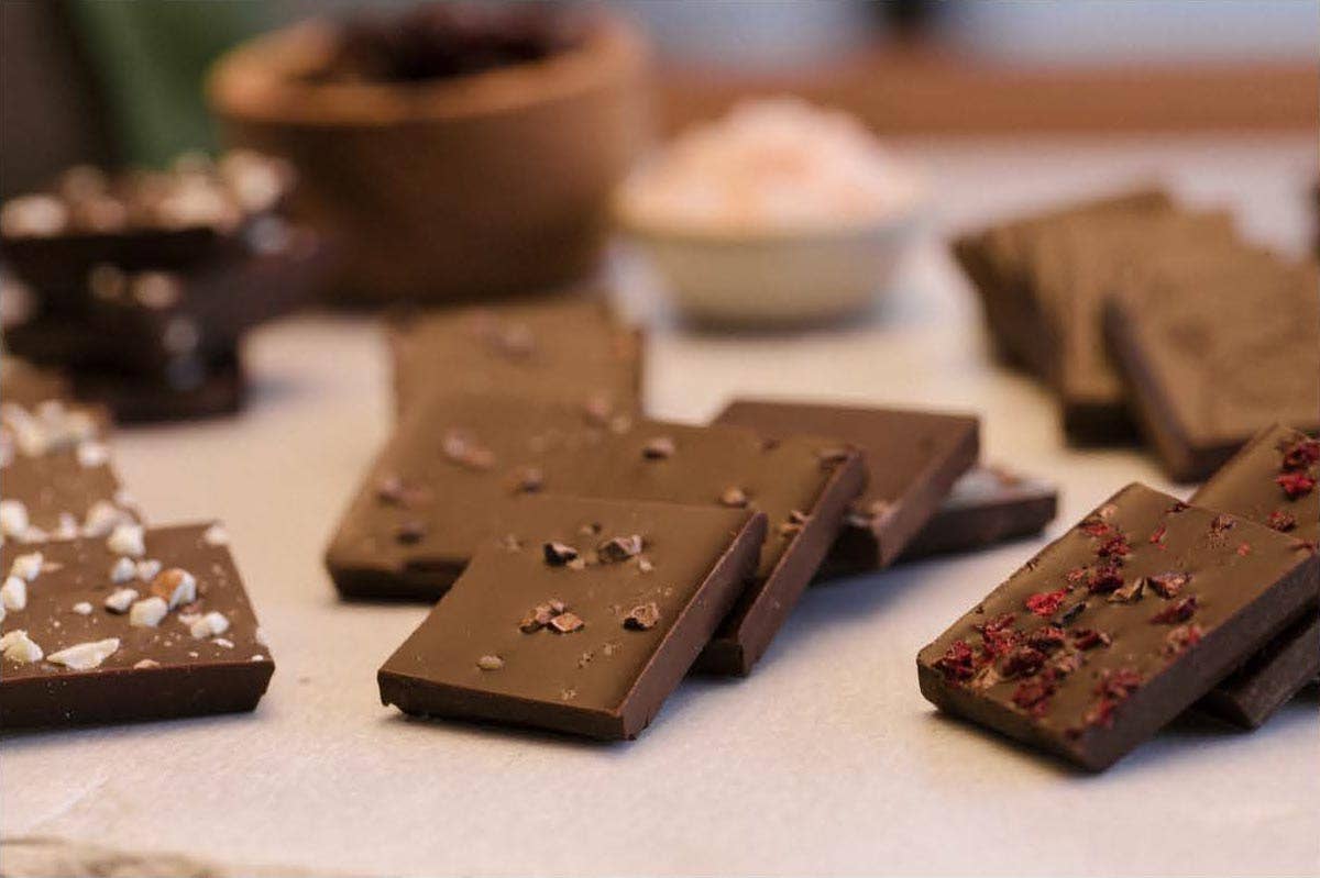 Vine to Bar Chardonnay Smoked Salt And Cocoa Nibs Chocolate Bar