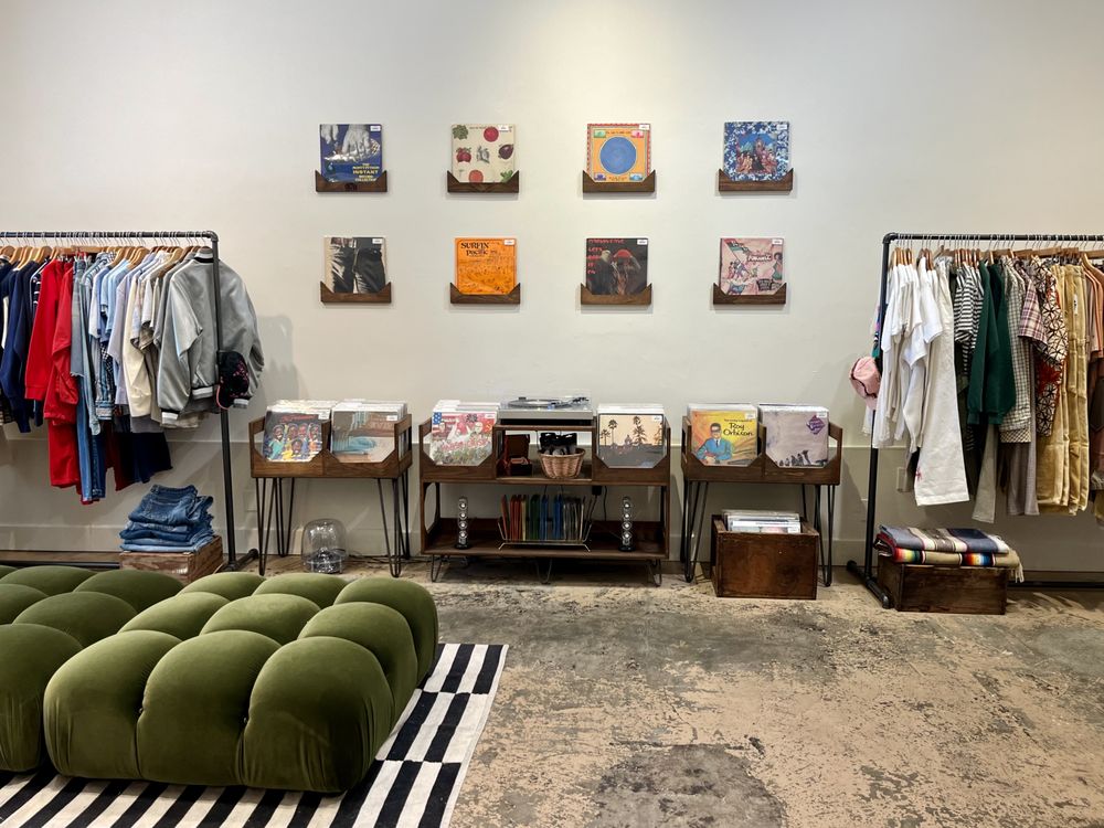 Top 3 Places for Vintage Shopping in Napa & Sonoma